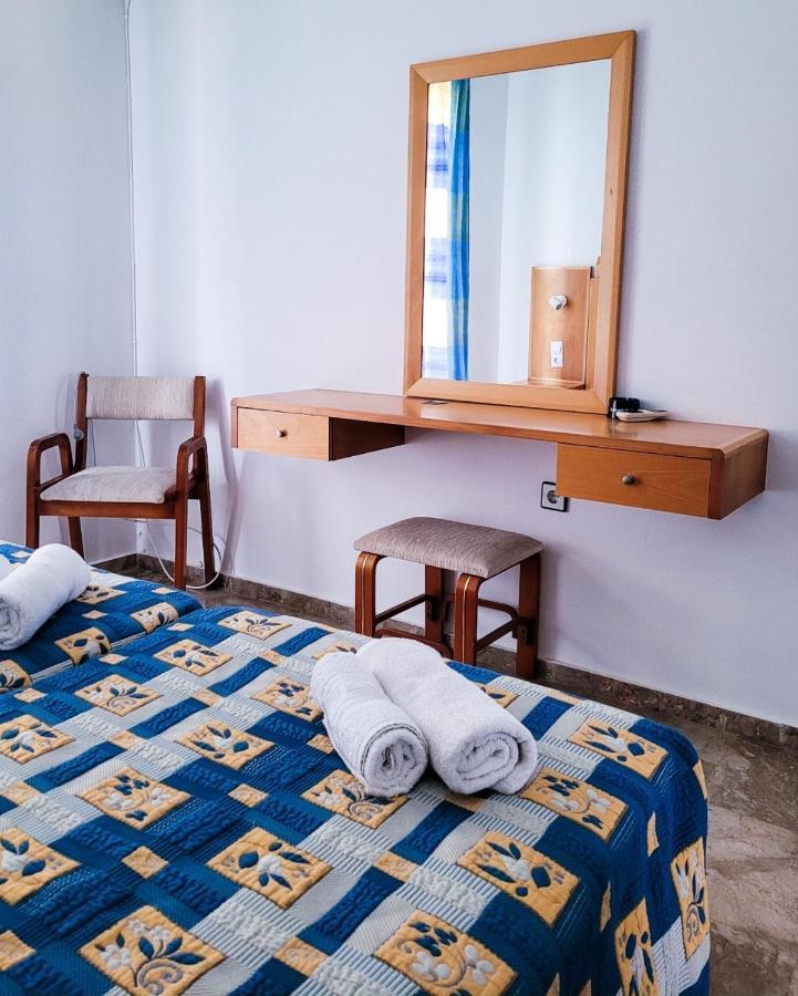 Hotel Arant Мастіхарі Екстер'єр фото